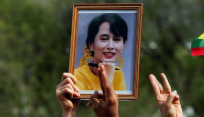 زعيمة ميانمار المعتقلة تمثل أمام المحكمة عبر تقنية الفيديو