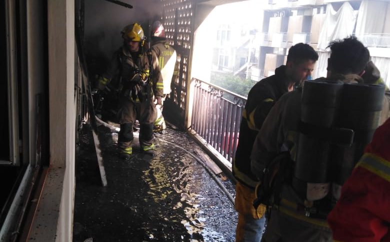 اطفاء بيروت أهمد حريقا في الأشرفية بعد إخلاء المبنى من قاطنيه