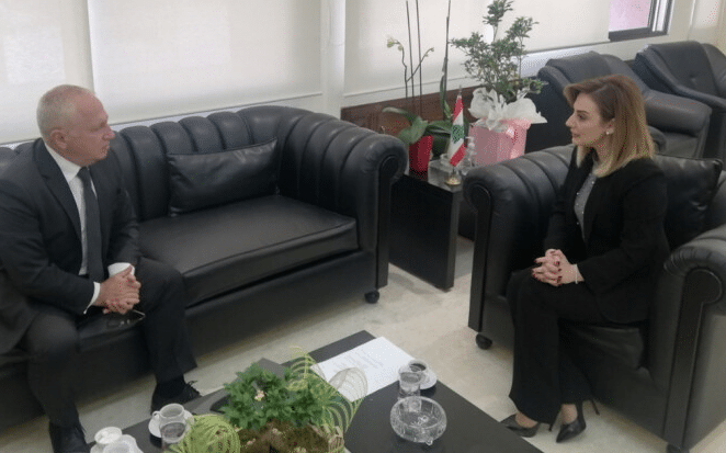 سفير ارمينيا زار اوهانيان وبحثا في التعاون