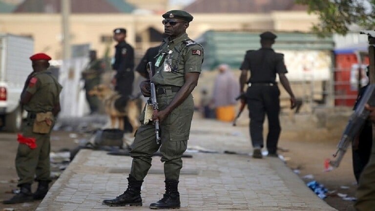 خطف أكثر من 80 تلميذًا بهجوم على مدرسة في نيجيريا