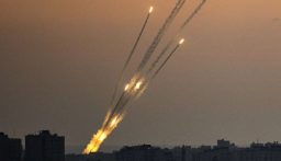 جيش العدو يعلن استهداف منصات إطلاق صواريخ لحزب الله…في هذه المنطقة الجنوبية