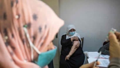 مصر تفعل خدمة “الدليفري” للتطعيم ضد كورونا.. تعرّف على الشروط