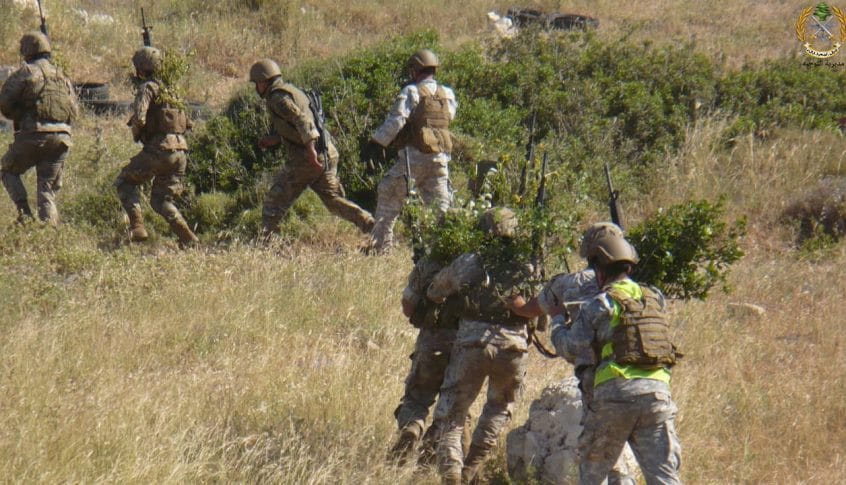 الجيش: تمارين تدريبية وتفجير ذخائر في مناطق لبنانية متفرقة