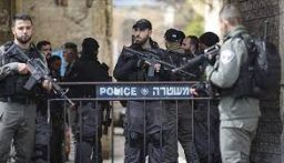 وسائل إعلام إسرائيلية: مواجهات في تل أبيب بين الشرطة ومتظاهرين يطالبون بإقالة الحكومة وإبرام صفقة تبادل