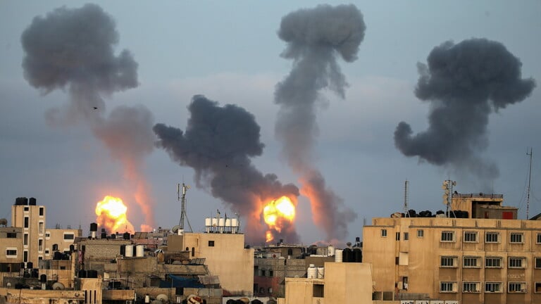 قصف كتائب القسام مطار رامون الإسرائيلي بصاروخ عاش 250