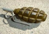 قنبلة عنقودية من مخلفات العدوان الإسرائيلي عثر عليها في حبوش
