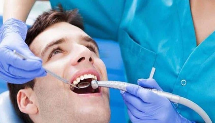 تراجع عمل أطباء الأسنان في العيادات!