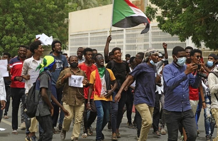 السودان: قرار بتشكيل قوة مشتركة لحسم الانفلات الأمني