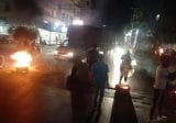 قطع مسارب ساحة عبد الحميد كرامي في طرابلس بالإطارات المشتعلة