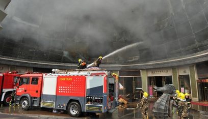 بالفيديو: حريق ضخم يلتهم برجاً سكنياً شاهقاً في الصين