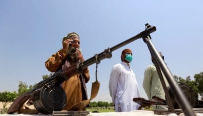 “طالبان” تعلن سيطرتها على مقر حاكم ولاية لوكر واستسلامه