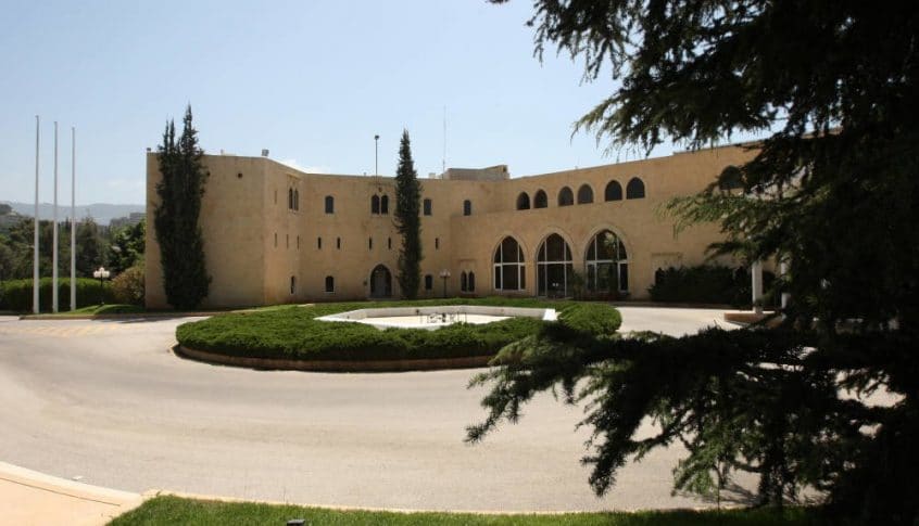 ملف لبنان الداخلي إلى اسفل اهتمامات الدول.. لهذه الأسباب