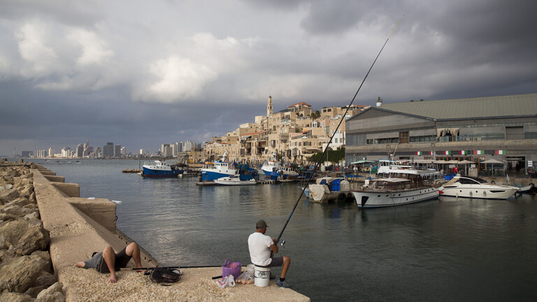 “إسرائيل”.. إغلاق ميناء يافا بعد اكتشاف صاروخ في المياه