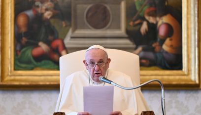 هل يفكر البابا فرنسيس في الاستقالة؟