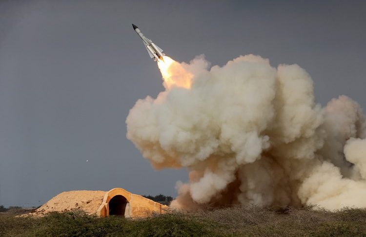 التحالف العربي: الدفاعات السعودية تدمّر صاروخاً باليستياً أُطلق باتجاه نجران