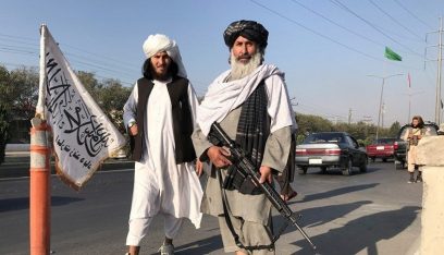 طالبان تحذّر واشنطن من “زعزعة استقرار” نظامها