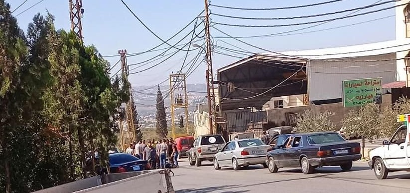 جريح اثر حادث صدم على طريق الضنية-طرابلس