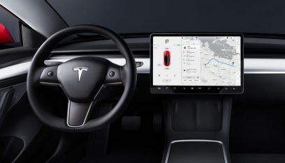 رقم قياسي جديد لـ”Tesla”..