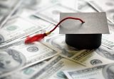 أهالي الطلاب في الخارج: قانون الدولار مخيب