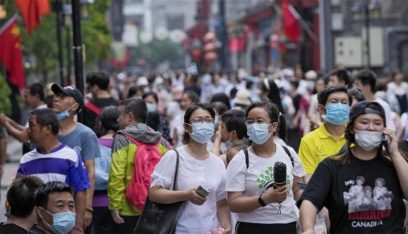 الصين تفرض الإغلاق وتدابير صحية بعد رصد إصابات بكورونا
