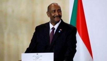 قائد الجيش السوداني يلتقي بوفد الجامعة العربية