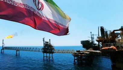 إيران: طاقة إنتاج النفط في البلاد ستعود إلى مستوى ما قبل الحظر قريباً