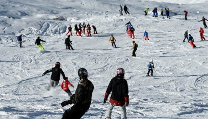 إعادة فتح منتجعات التزلج شمالي إيطاليا رغم مخاوف كورونا