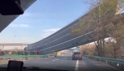 بالفيديو: انهيار جسر على طريق سريع في الصين!