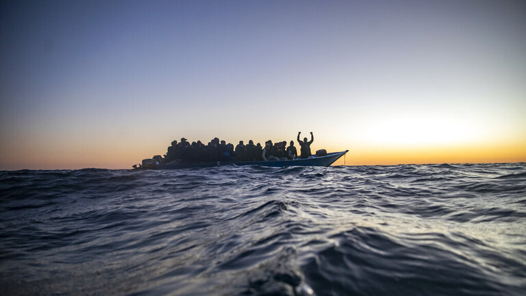 اليونان تعلن غرق ثالث قارب مهاجرين خلال أيام ومقتل 16 على الأقل
