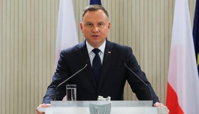 الرئيس البولندي يوافق على نشر عسكريين بريطانيين على حدود بلاده