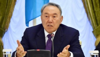 قريب رابع لرئيس كازاخستان السابق يفقد منصبه