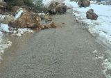إنهيار صخري يقطع طريق عاصون – بقاعصفرين في الضنية