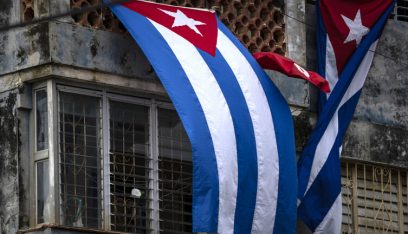أميركا تخفّف عقوباتها السابقة ضد كوبا