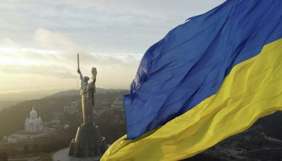 إجلاء أكثر من 8 آلاف شخص الاثنين في اوكرانيا