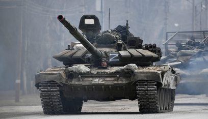 الدفاع الروسية: تدمير مستودع ذخيرة كبير لمدافع “هاوتزر” في دونباس