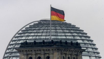 الحكومة الألمانية قررت طرد دبلوماسيين روس