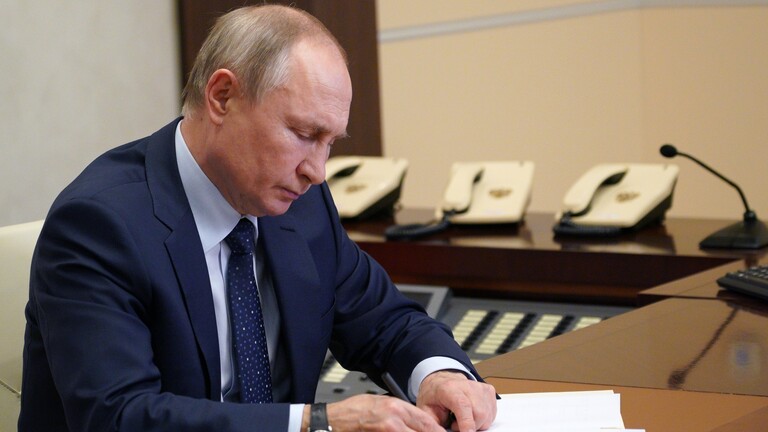 بوتين أصدر مرسومًا تستحوذ بموجبه روسيا على محطة زابوريجيا النووية