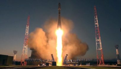 روسيا تُطلق قمرًا صناعيًا عسكريًا