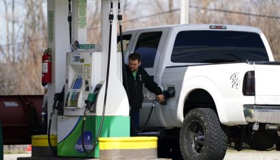المكسيك: ولاياتنا الشمالية تواجه نقصًا في البنزين