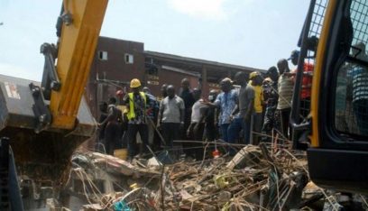 في نيجريا.. ثمانية قتلى جراء انهيار مبنى من ثلاث طبقات