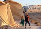 المنظمات “الإنسانية” تقلّص أعداد الراغبين في العودة الى سوريا