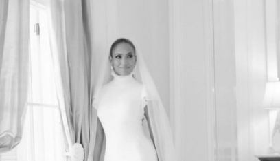 جينفير لوبيز تجذب متابعيها بصور من حفل زفافها السري