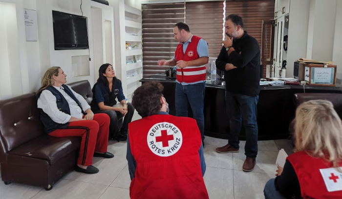 الصليب الأحمر النروجي والإتحاد الأوروبي تفقدا الصليب الأحمر اللبناني في ببنين