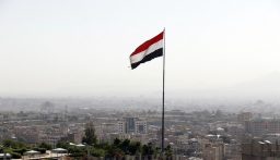 إخلاء مطار صنعاء من الموظفين والعاملين في هذه الأثناء