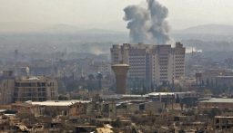 الدفاع السورية: إصابة شخصين في ضربة جوية إسرائيلية خارج دمشق