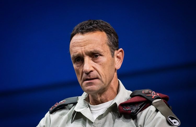 تقرير: رئيس أركان الجيش الإسرائيلي هرتسي هاليفي على عتبة الاستقالة