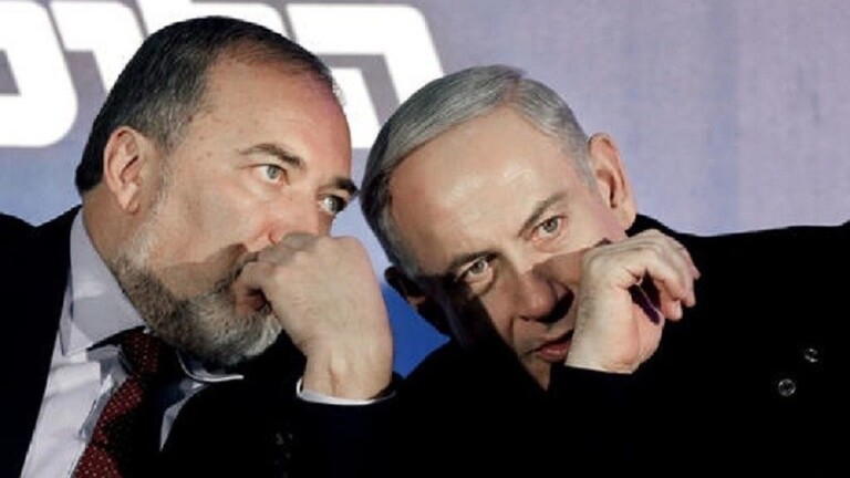 رئیس حزب “إسرائیل بیتنا” أفیغدور لیبرمان: یجب أن لا نسمح لنتنیاهو المصاب بجنون العظمة أن یقود الحرب