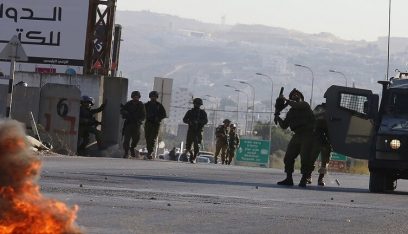 شهيد وعشرات الجرحى بمواجهات مع قوات العدو في نابلس