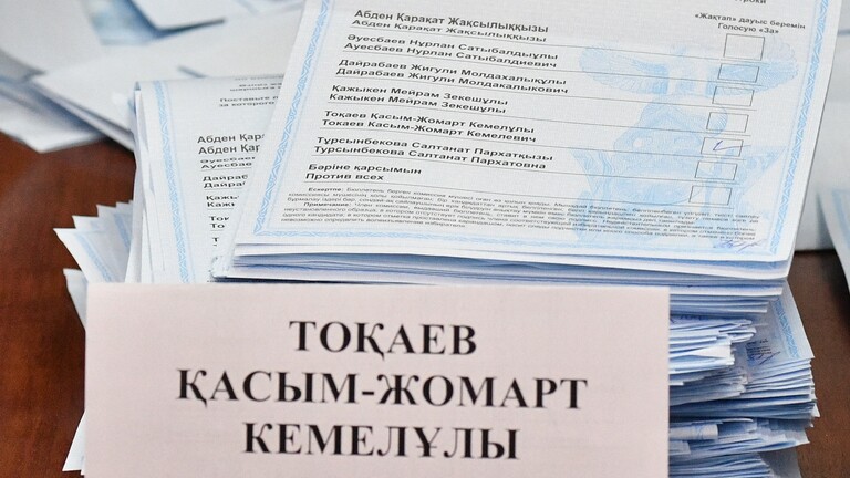 توكاييف يفوز في انتخابات الرئاسة في كازاخستان