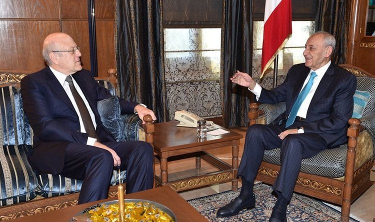 الرئيس نبيه بري يلتقي في هذه الاثناء في عين التينة الرئيس نجيب ميقاتي